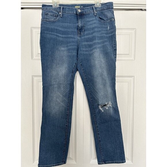 Old Navy Denim - Old Navy Women's Curvy Straight Distressed Medium Wash Blue Jeans Size 14